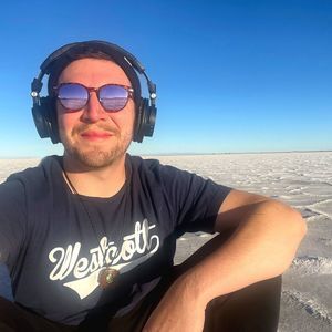 Meet your Posher, Wes